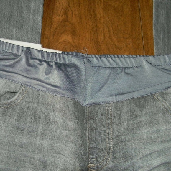 Prevoir Size 8 Demi Panel Gray Jeans NWT - Picture 3 of 5